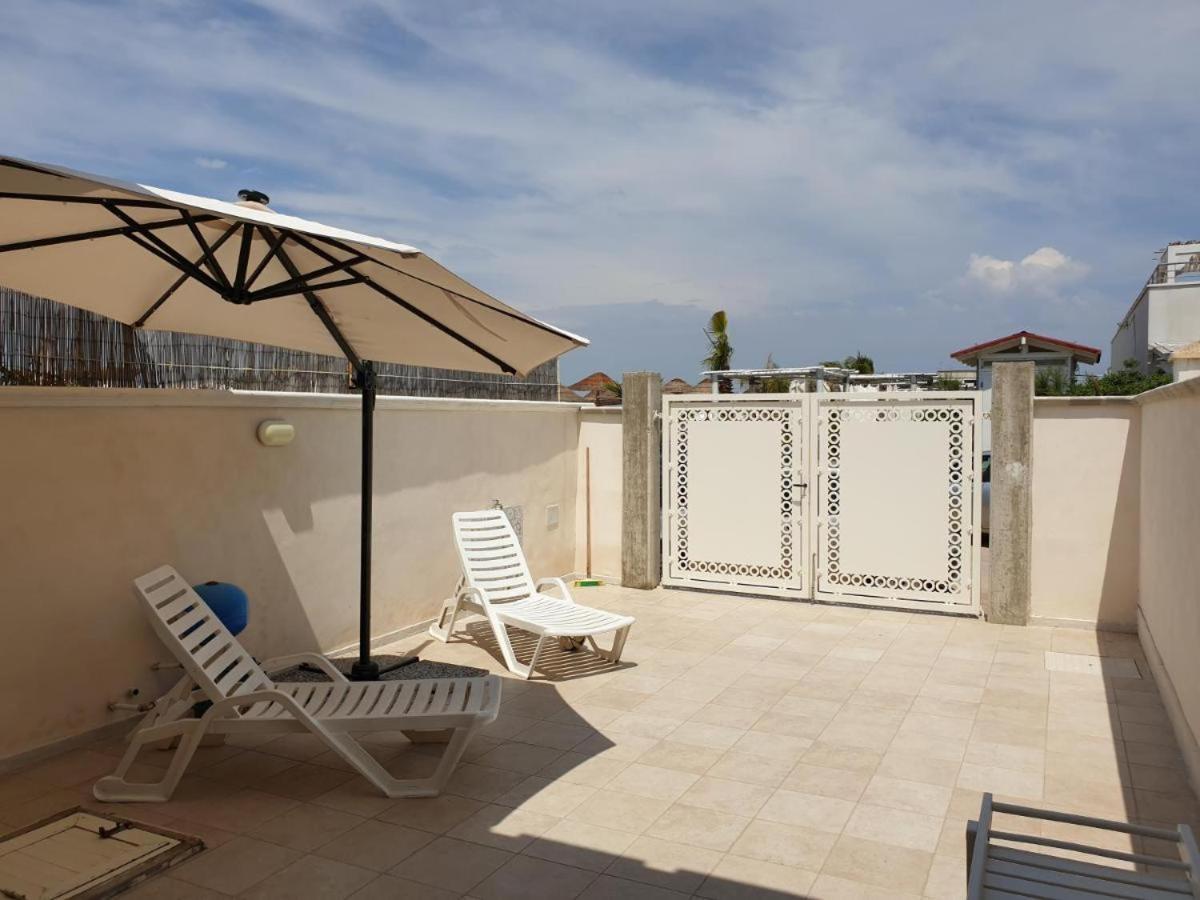 Casa In Spiaggia, Wi-Fi, Fino A Sette Ospiti Torre Lapillo Esterno foto